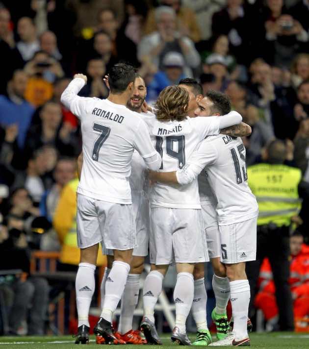 ريال مدريد يفوز بشق الأنفس على لاس بالماس