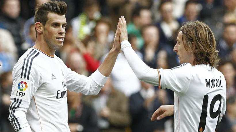 مودريتش يتنبأ بمنافس جديد لميسي ورونالدو على الكرة الذهبية