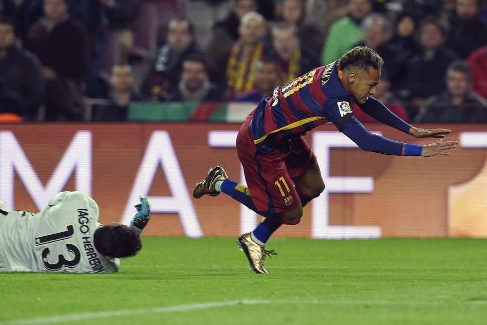 برشلونة يتأهب للإعلان عن تجديد عقد نيمار