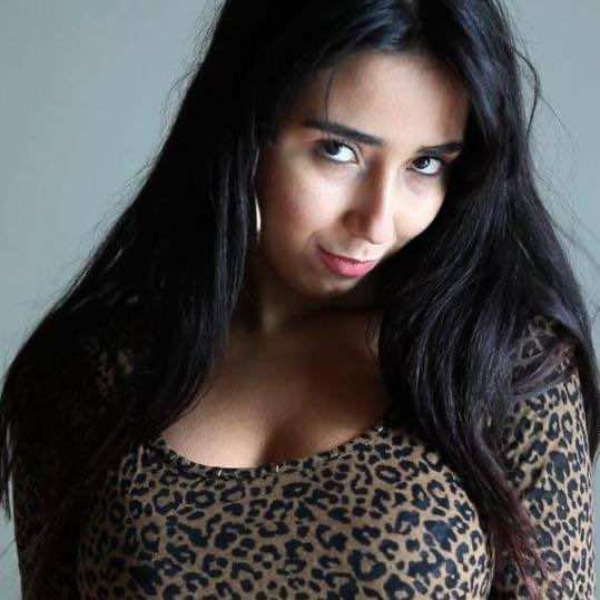 المخرج فريطس يتزوج ممثلة تصغره بـ33 سنة ويحكي تفاصيل لقائهما