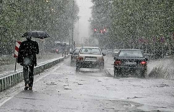 طقس ممطر وسماء غائمة مع احتمال عواصف رعدية في آخر أيام الأسبوع