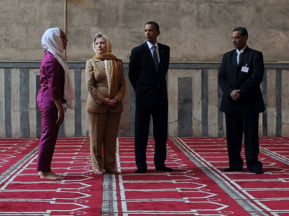 للمرة الأولى بصفته رئيسا..أوباما يزور مسجدا في أمريكا