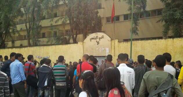 عاجل..القاعديون بظهر المهراز يدخلون على خط المواجهة مع قوات الأمن