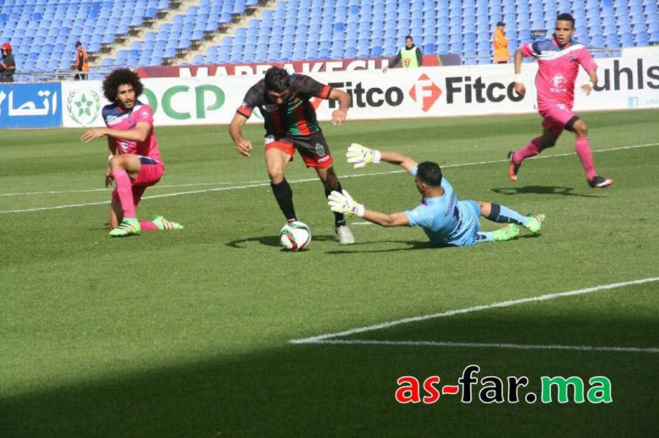 الجيش بأقمصة جديدة تحمل العلم المغربي أمام أولمبيك أسفي