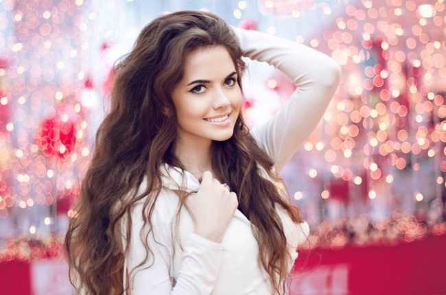 ما العلاقة بين المظهر الخارجي والشعور بالسعادة؟