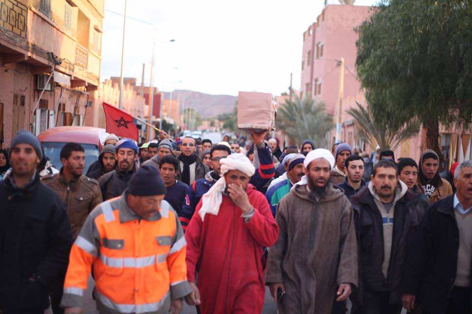 السياج الحدودي مع الجزائر يضع فگيگ على صفيح ساخن