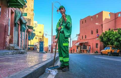 تدبير قطاع النظافة يؤجج خلافا حادا بين الاستقلال والبيجيدي