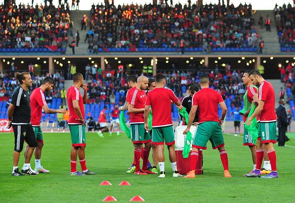 البياض يحسم الشوط الأول من مباراة المنتخب والرأس الأخضر