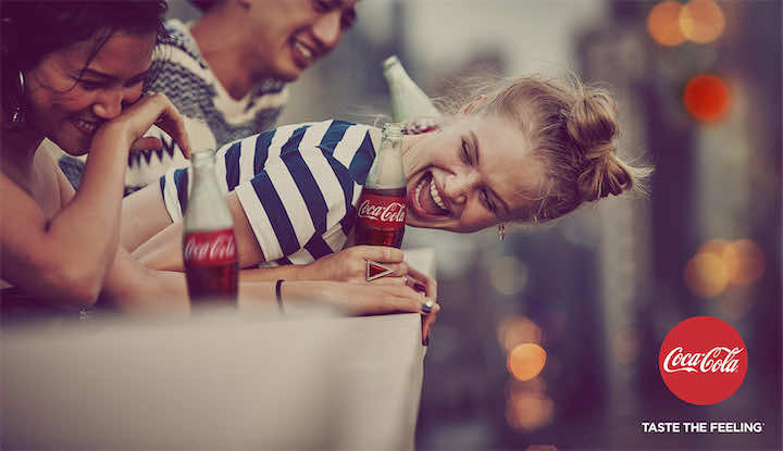 كوكاكولا تُطلق حملتها الجديدة Taste the Feeling من البيضاء