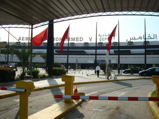 المغرب يُعلق الرحلات الجوية من وإلى بروكسيل بعد التفجيرات الإرهابية