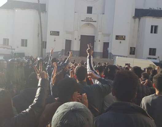 النهج يحمل بنكيران مسؤولية المنع الذي طال شبيبته