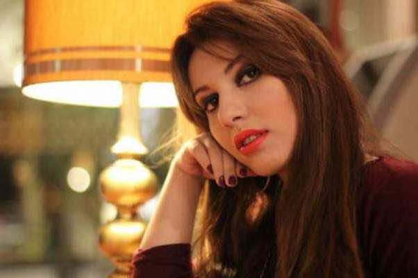 الزوجة الأولى لمالزي تتهمه بالتعدد بعد زواجه من سحر الصديقي-فيديو