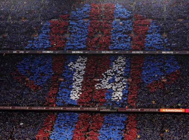 "نعي أسطوري" لفقيد برشلونة "كرويف" خلال الكلاسيكو