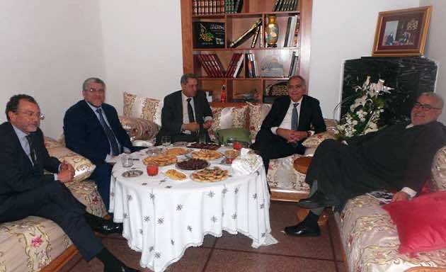 الضرب تحت الحزام مر إلى السرعة القصوى...