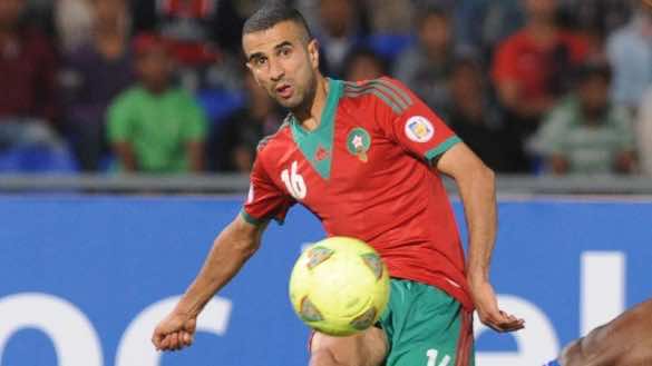 دولي مغربي جديد ضمن التشكيلة المثالية لـ"الليغ1"