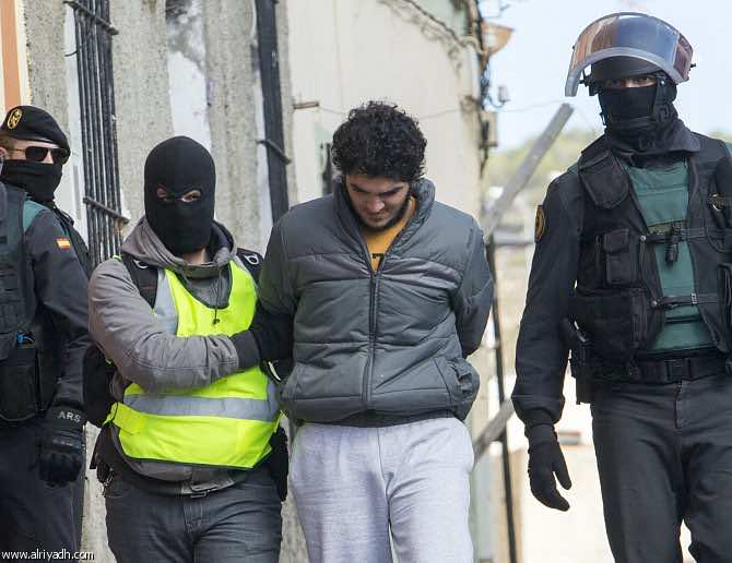 اسبانيا تعتقل 3 مغاربة بتهمة ترويج "التشدد الإسلامي"