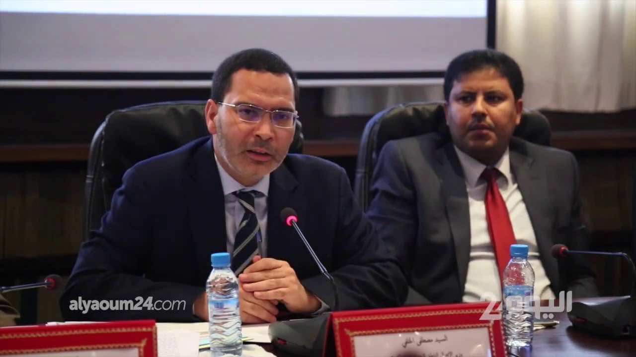 "وزارة الخلفي تؤجل "جائزة 480 ألف درهم