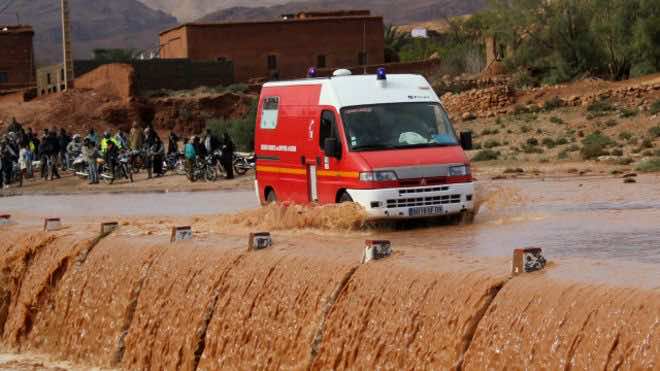 مأساة.. عاصفة رعدية تتسبب في مقتل أم وثلاثة أطفالها