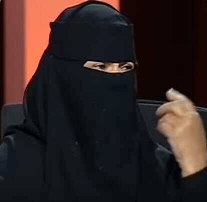 أم تشكو عقوق ابنها.. وتصف معاناتها: أعيش منذ 12 سنة في بيت جارتي-فيديو