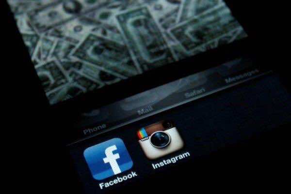 "فيسبوك" تكافئ طفلا في العاشرة بـ 10 آلاف دولار لهذا السبب