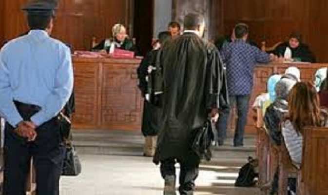 محكمة البيضاء تسدل الستار على قضية "الشرطيين والمخدرات" الخميس