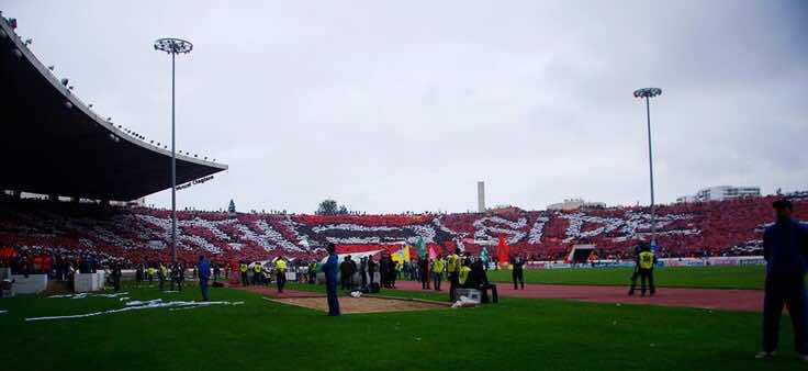 الوداد مهدد بعقوبات جديدة بسبب جماهيره