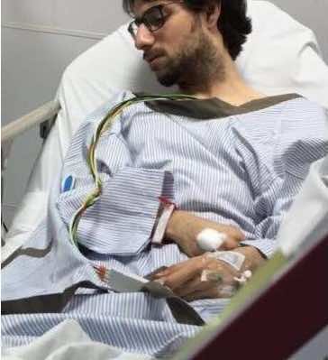 قصة مؤثرة...شاب درس الطب ليعالج نفسه من مرض مزمن!