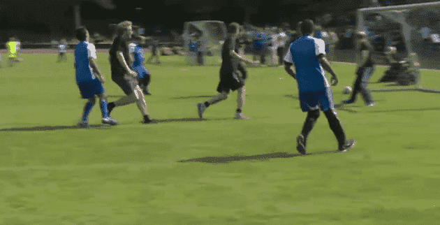 الأئمة يفوزون على القساوسة 4 -2 بتحكيم يهودي في ألمانيا -فيديو