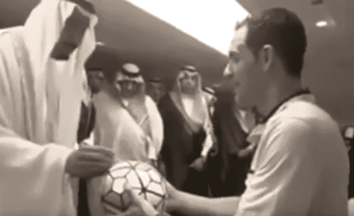 الملك يتحدث الإسبانية