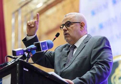 يوم طلب بنكيران من وزراء حزبه الكف عن ركوب القطار !