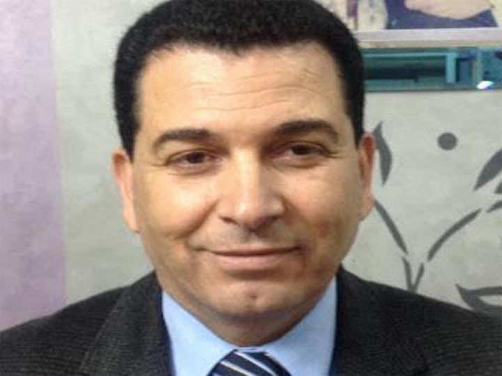 سابقة..مستشار من "البام" دفع رشوة للوصول للغرفة 2 وهو المرشح الوحيد!