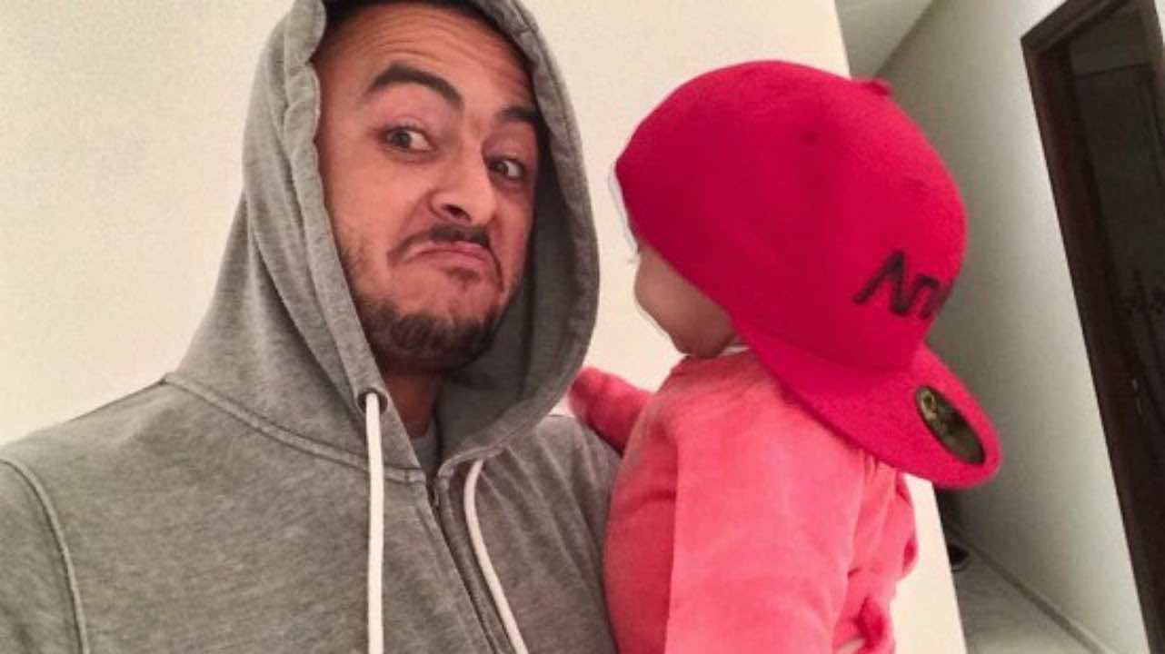 برنامج جديد.. هشام مسرار لم يحتمل وصم السرقة