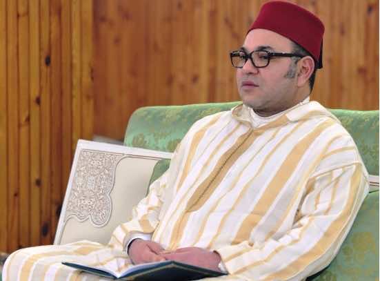 أستاذة قانون تتحدث عن "آفة الكبر" أمام الملك