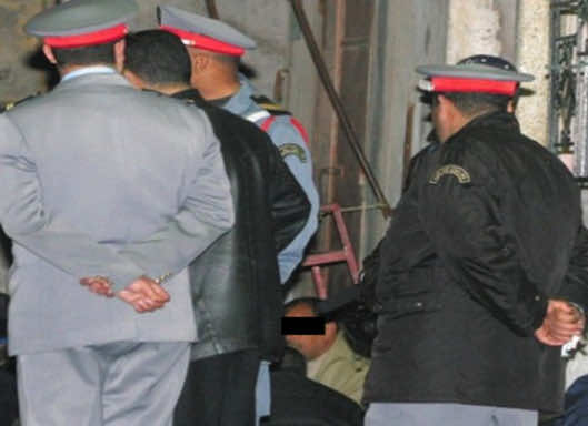 عائلة في مراكش تحتجز 3 أمنيين لمنع إرجاع امرأة إلى بيت الزوجية