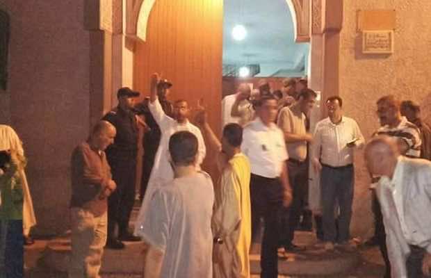 السلطات تمنع المواطنين من الاعتكاف في 18 مسجدا شرق البلاد - صور
