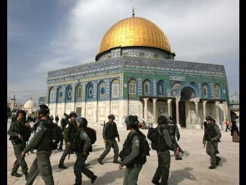 35 مُصاباً أثناء اقتحام المسجد الأقصى