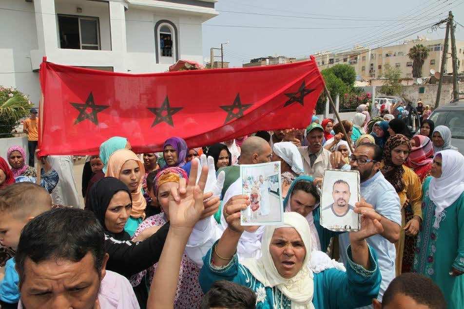 ضحايا جريمة قتل بالبيضاء يستنفرون السلطات بوقفة احتجاجية
