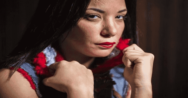 ابيضار تدافع عن شقيق ابتسام تسكت