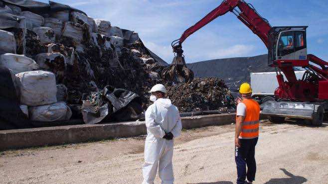 هل تحول المغرب إلى مقبرة للنفايات الإيطالية السامة؟