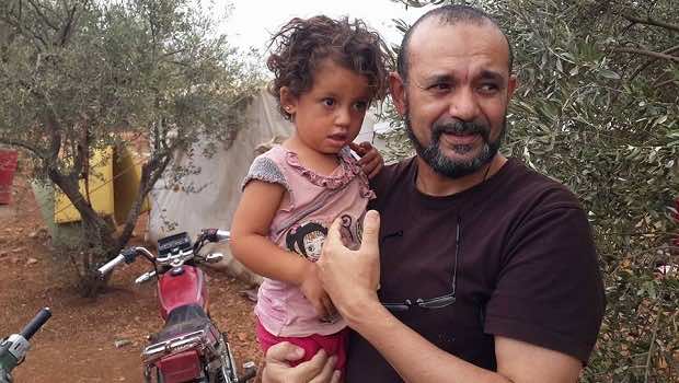 الدكتور لهنا: عيادتي مفتوحة لكل الفقراء والمحتاجين للعلاج