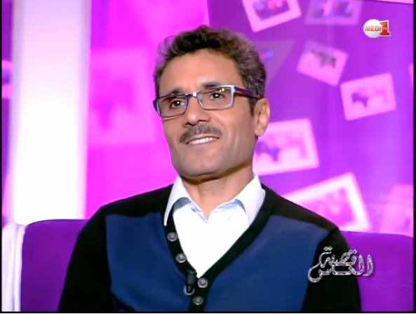 خطير.. محاصرة ابن الفنان ميكيات بالسكاكين في سد مولاي عبد الله