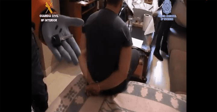 اعتقال شبكة في إسبانيا "تغرق" السوق المغربية بالسيارات المسروقة