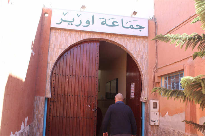 مستشار اتحادي "ينطح" زميله في الحزب والمجلس بسبب الفايسبوك
