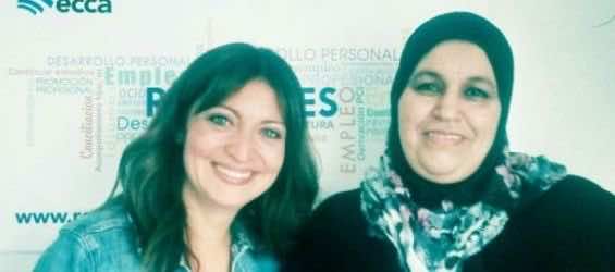 بعد أن تركت الدراسة من أجل الزواج..أم مغربية تحصل على شهادة في إسبانيا