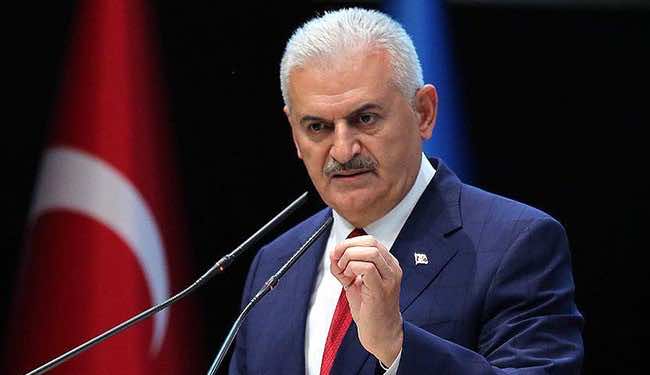 رئيس وزراء تركيا: رئيس الأركان استعاد السيطرة على الأوضاع والطيران فوق انقرة محظور