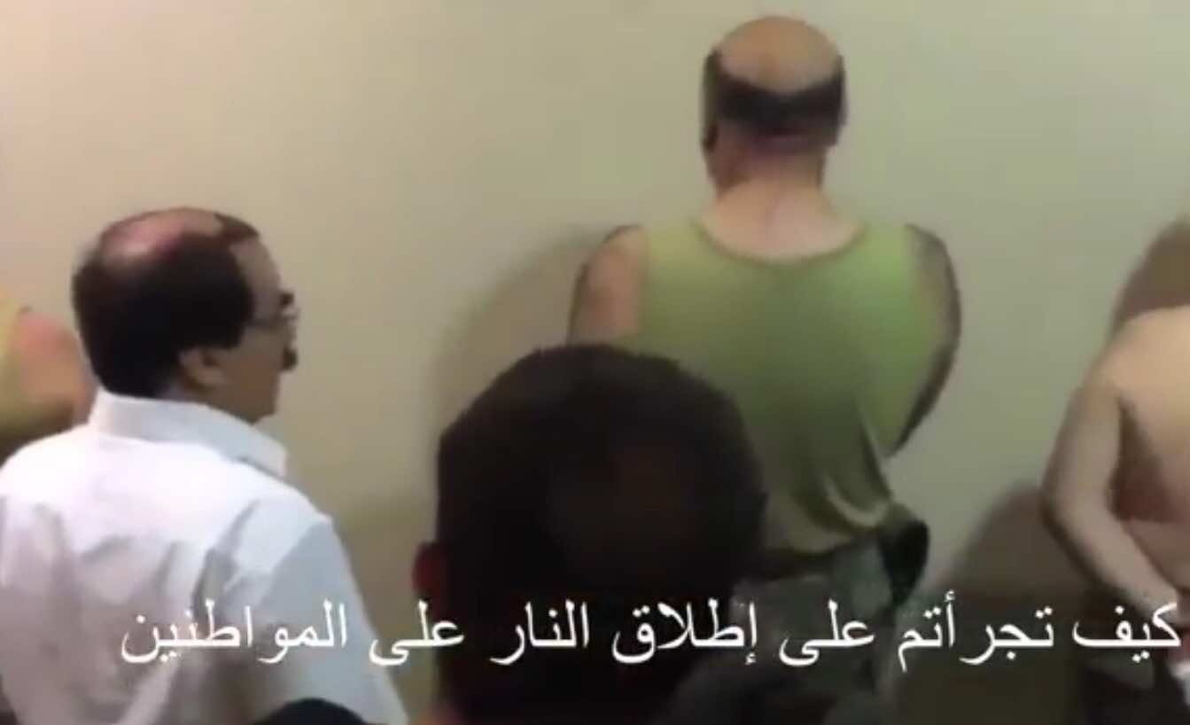 والي ساكاريا يوبخ عسكريين شاركوا في الانقلاب: كيف تجرأتم! - فيديو