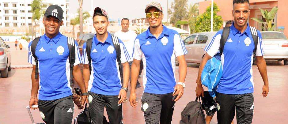 لاعبو الرجاء يورطون الطاوسي وحسبان