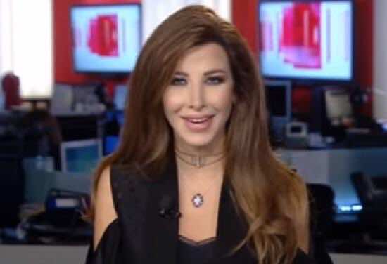 مفاجأة..نانسي عجرم تقدم نشرة الأخبار لأول مرة- فيديو
