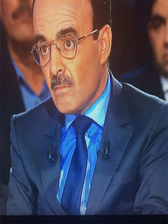 العماري يتصبب عرقا في بلاطو الأولى- صور