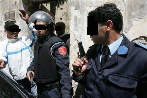 شرطي بفاس يطلق الرصاص لتفادي مجزرة في صفوف المواطنين ورجال الأمن